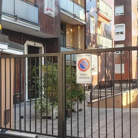 Easy Home Milano-2